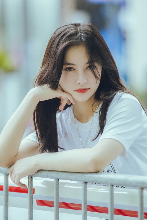 巨大女英雄在線看完整版