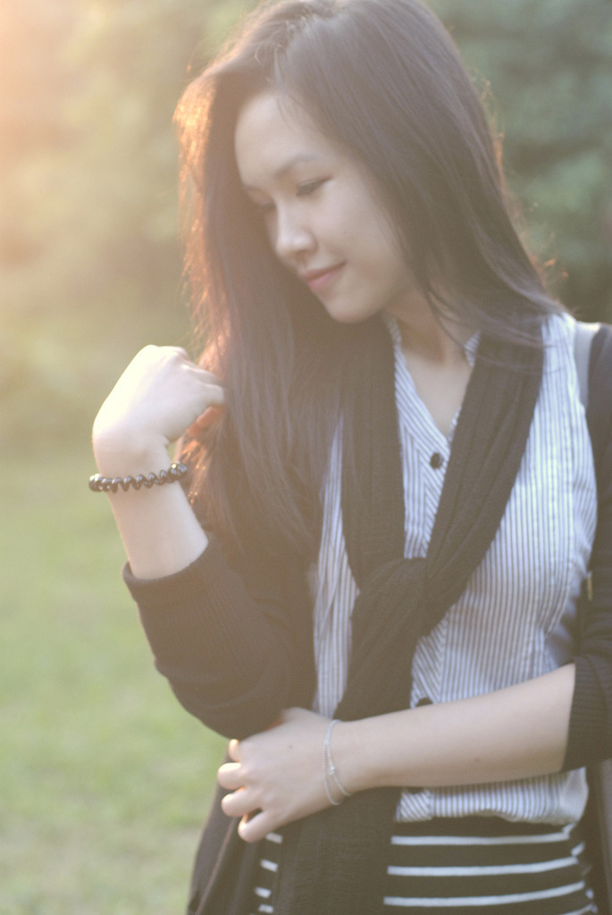 娜美女帝羅賓齊上陣漫畫免費(fèi)下拉