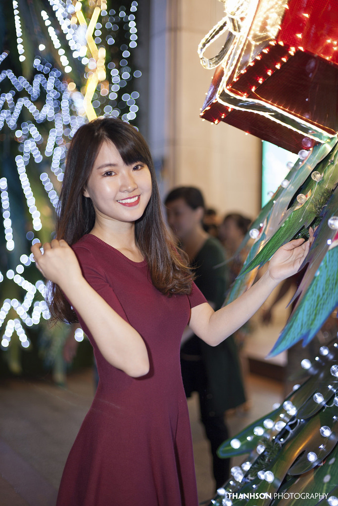 倪妮裸奶照片